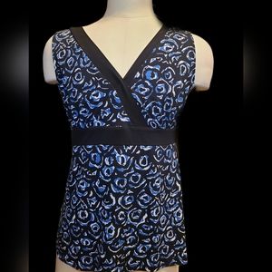 Merona Blue Pattern Women's Short Sleeve Blouse.  XL.